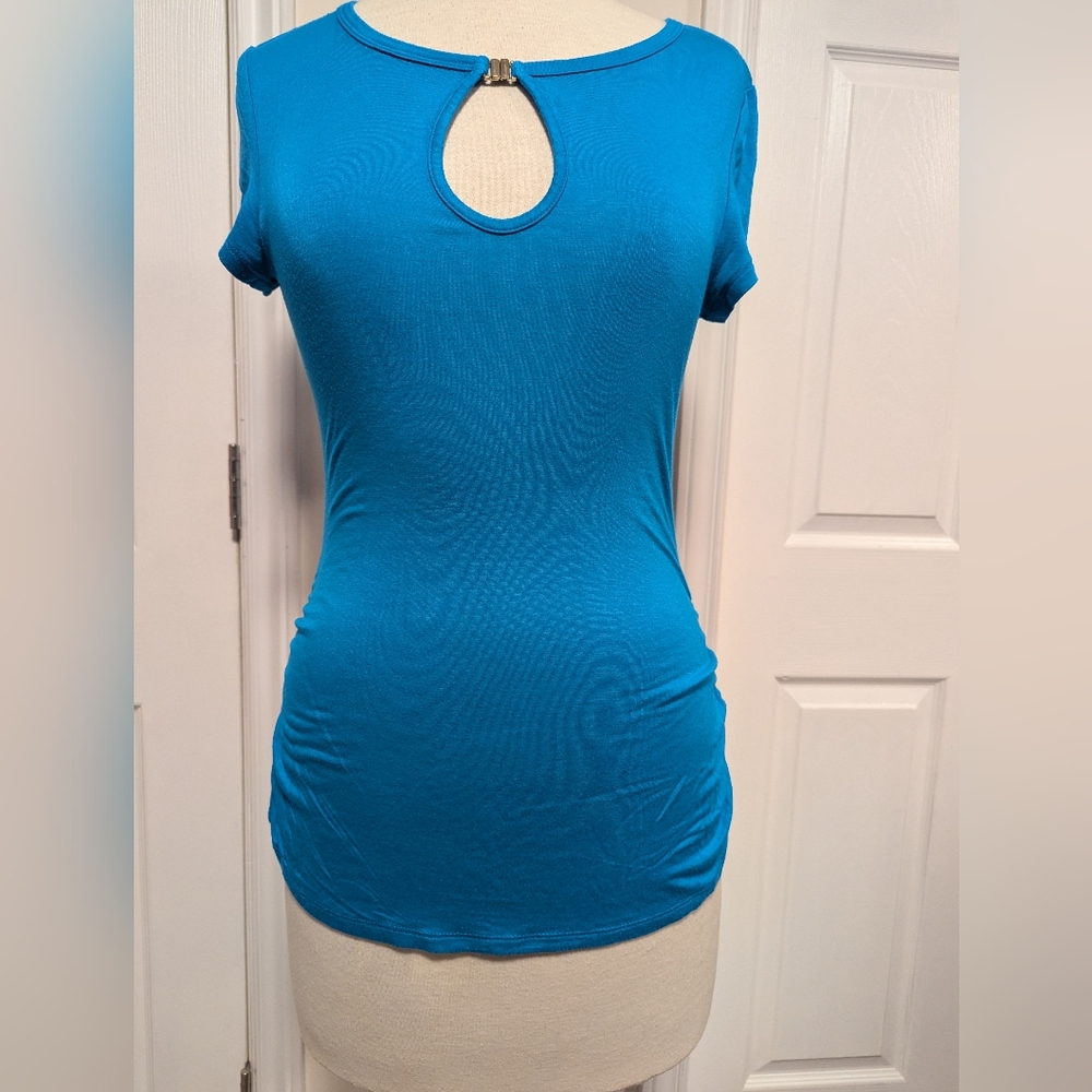 Guess Blue Fitted T-Shirt with Cap Sleeves and Cut Out Design